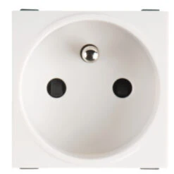 45mm Steckdose Belg.-/französisch Mit Schutzleiterkontaktstift